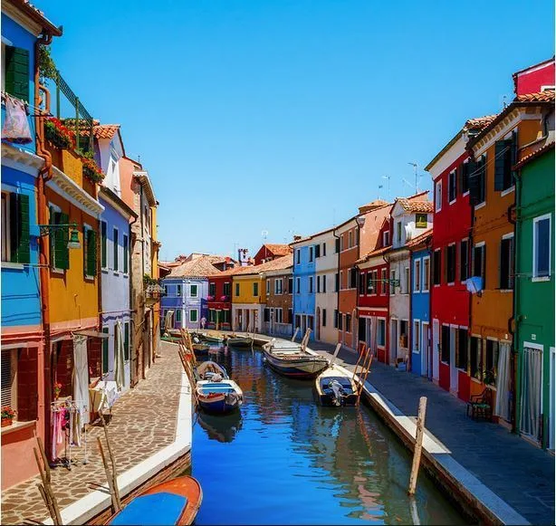 İtalya İkonları Turu güzergahında Milano, Venedik, Floransa ve Roma'yı kapsayan bir kare