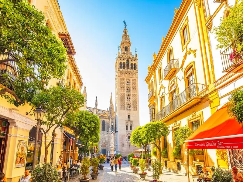 İspanya turu güzergahında Barcelona ve Endülüs bölgesinden bir kare