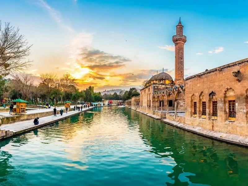 GAP turu kapak fotoğrafı: Gaziantep-Şanlıurfa-Mardin güzergâhını kapsayan Güneydoğu Anadolu turu